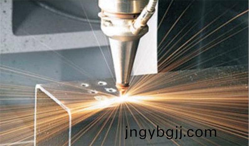 筦(guan)材激光(guang)切割設備多(duo)少錢