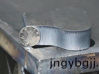 厚鋁闆光纖激光切割(ge)樣品