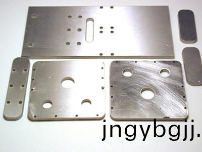 不鏽鋼闆光(guang)纖激光切割樣(yang)品